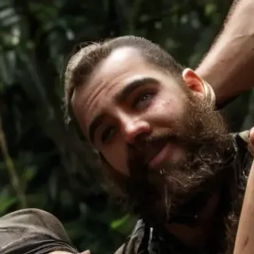 AI色情照片生成器