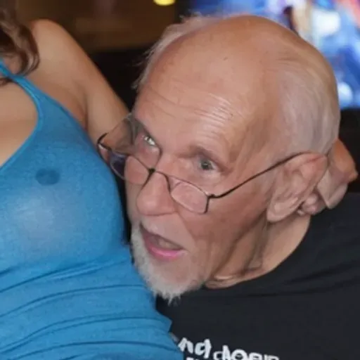 generatore di foto porno IA