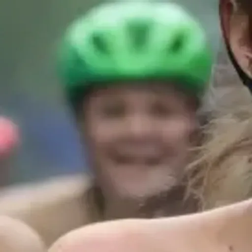 Penghasil gambar lucah AI