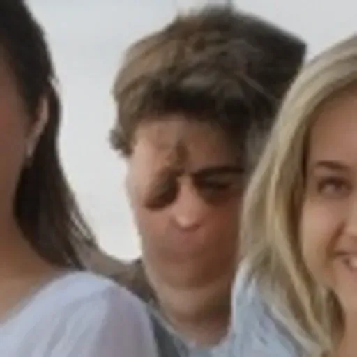 AIポルノ画像ジェネレーター