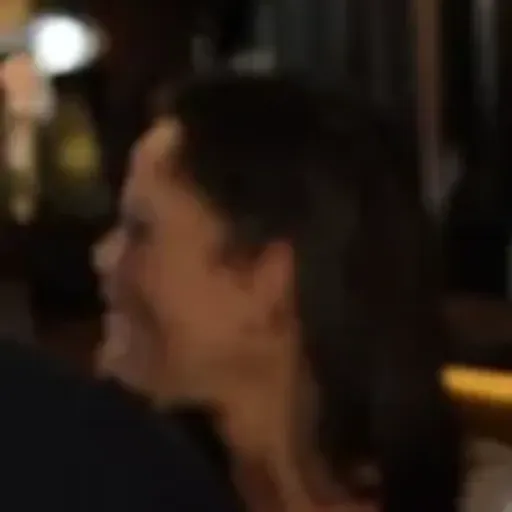 AI色情照片生成器