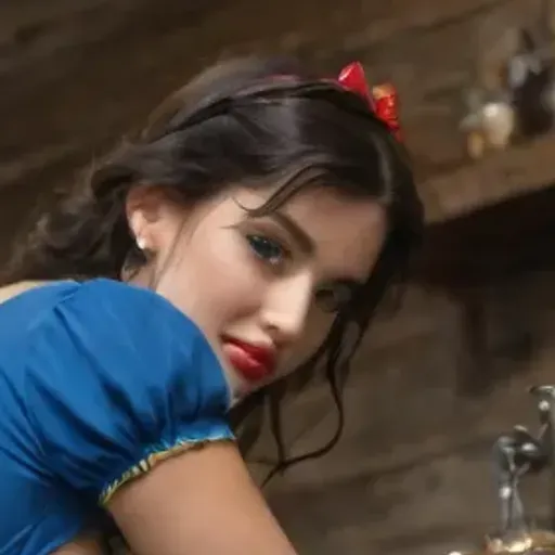 AI色情图片生成器