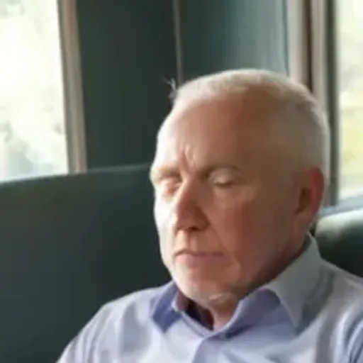 Penghasil gambar lucah AI