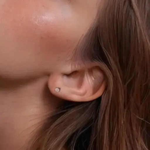 AIポルノ写真ジェネレーター