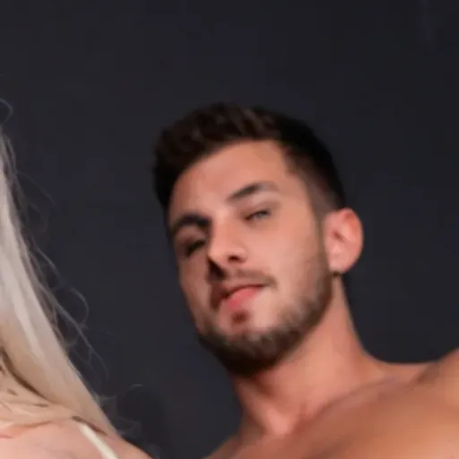 AI色情照片生成器