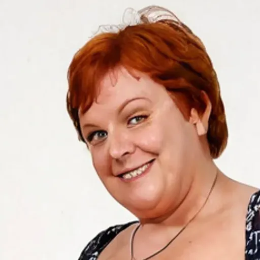 AIポルノ写真ジェネレーター