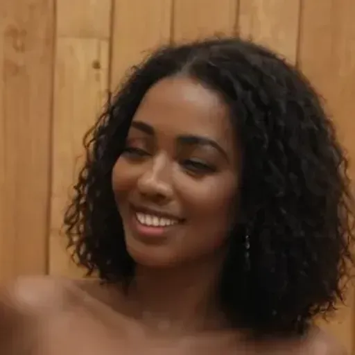 Penghasil gambar lucah AI