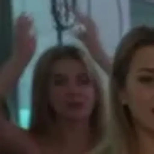 AI色情照片產生器