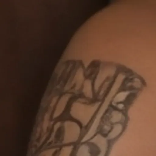 AI 포르노 사진 생성기