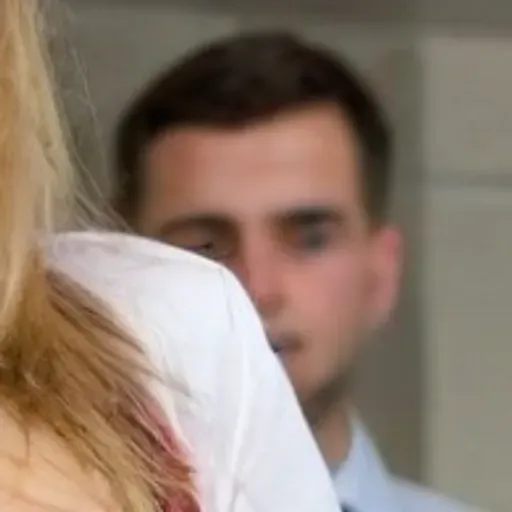 AI色情照片生成器