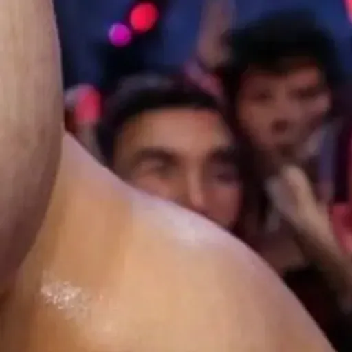 ตัวสร้างรูปโปรโมชั่น AI