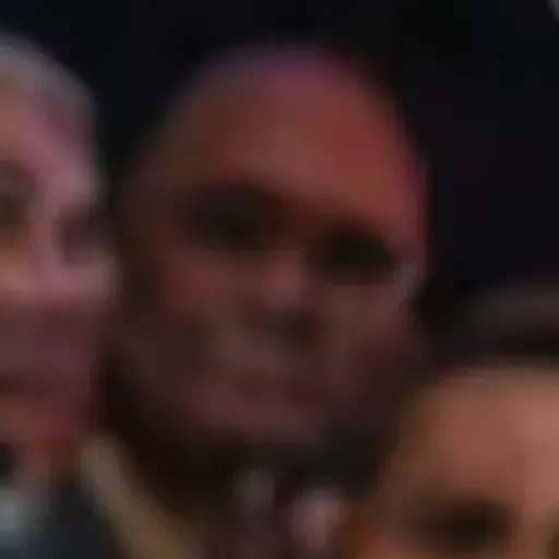 AI 포르노 사진 생성기