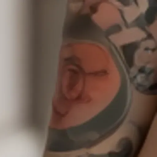 AI色情照片生成器