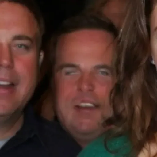 AI色情照片產生器