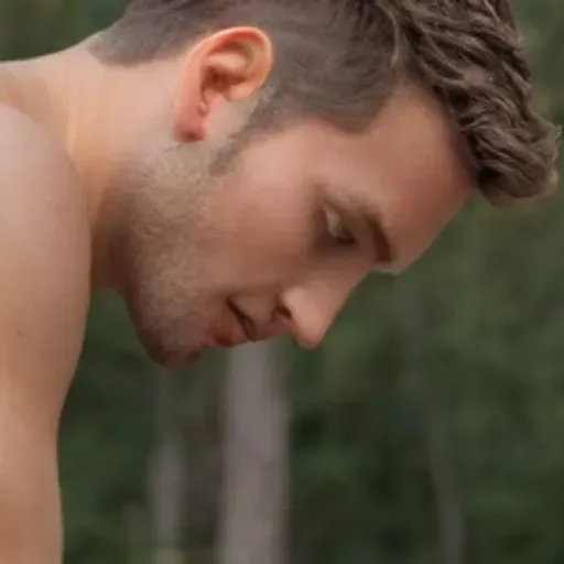 AI色情照片生成器