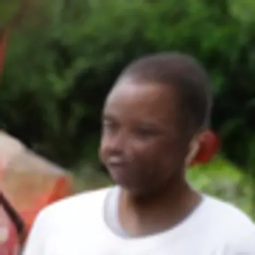 AI色情照片生成器