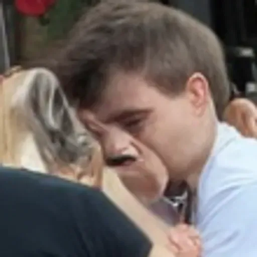 Penghasil gambar lucah AI