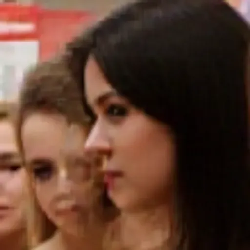 AI色情照片生成器