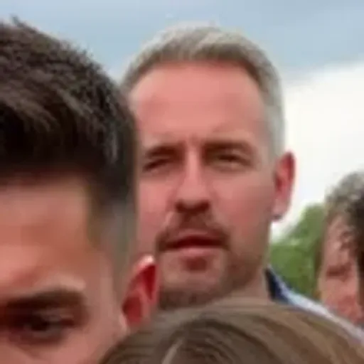 ตัวสร้างรูปโปรโมชั่น AI