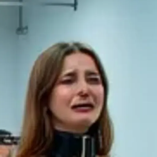 AI色情照片生成器