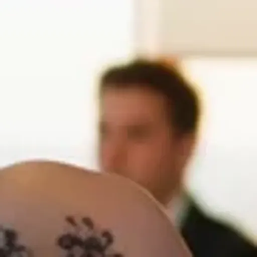 AI色情照片生成器