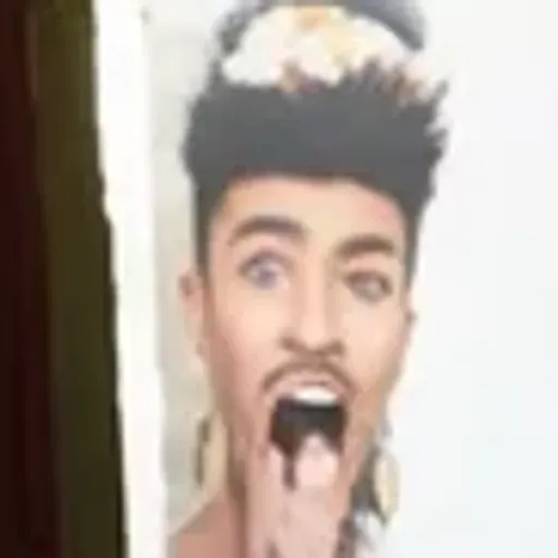 โปรแกรมสร้างภาพโปรนที่ใช้ปัญหา AI