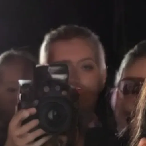 gerador de fotos pornô com IA