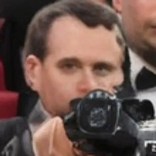 AI色情照片產生器