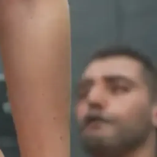 AI色情照片生成器