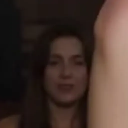 AI色情照片生成器