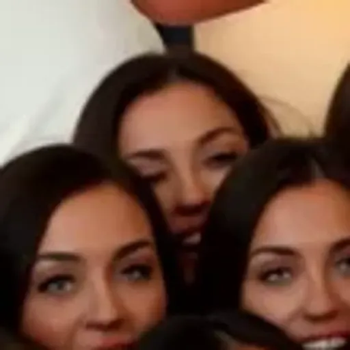 AI色情照片生成器