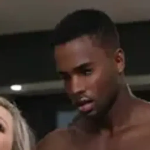 AIポルノ画像ジェネレーター