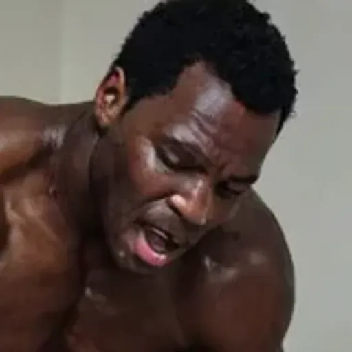 AIポルノ写真ジェネレーター