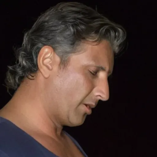 AIポルノ画像ジェネレーター