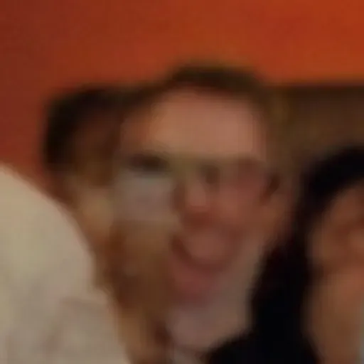 Penghasil gambar lucah AI