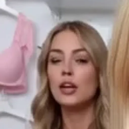 ตัวสร้างรูปโปรโมชั่น AI