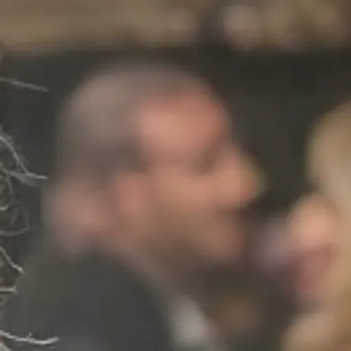 AIポルノ写真ジェネレーター