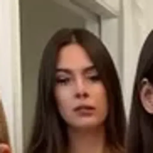 AI 포르노 사진 생성기