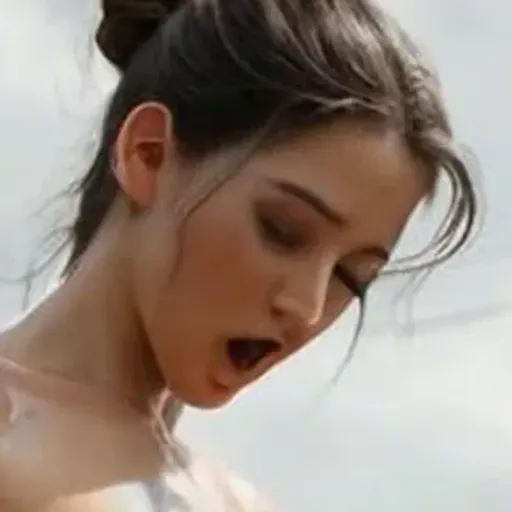 AI色情照片生成器