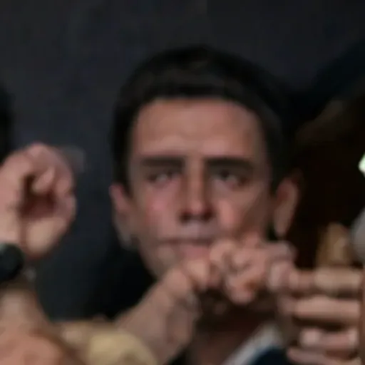 โปรแกรมสร้างภาพโปรนที่ใช้ปัญหา AI