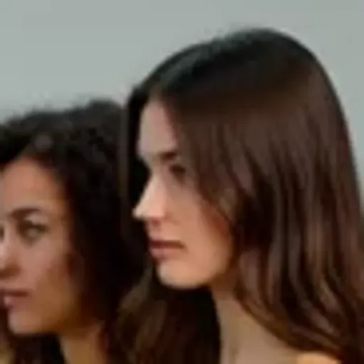 AIポルノ写真ジェネレーター