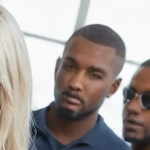 Penghasil gambar lucah AI