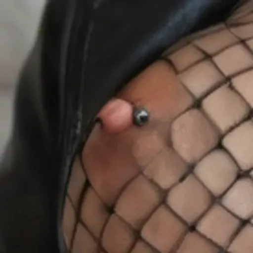 Penghasil gambar lucah AI