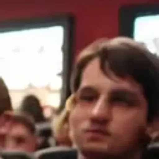 ตัวสร้างรูปโปรโมชั่น AI