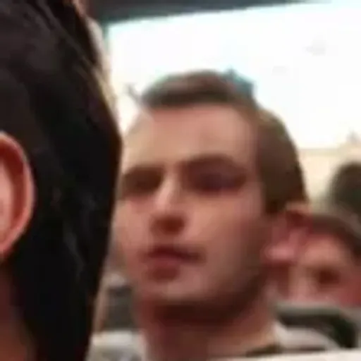 ตัวสร้างรูปโปรโมชั่น AI