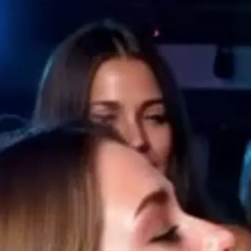 ตัวสร้างรูปโปรโมชั่น AI