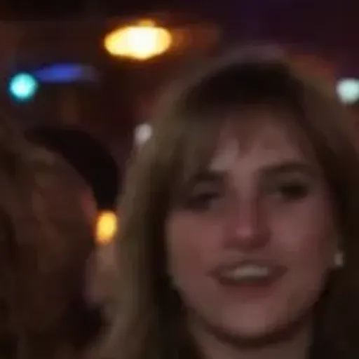 ตัวสร้างรูปโปรโมชั่น AI