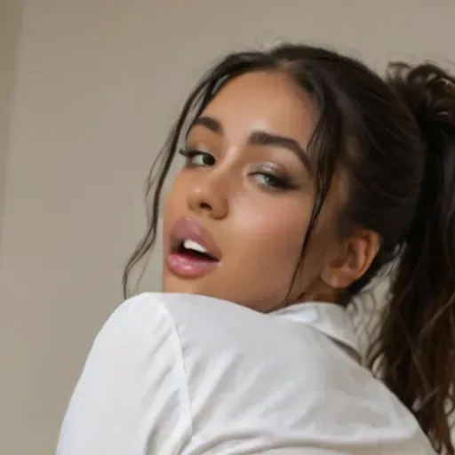 Pencipta imej lucah AI