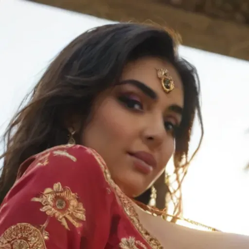 Pencipta imej lucah AI