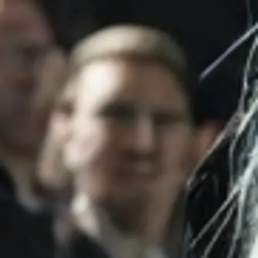 Penghasil gambar lucah AI